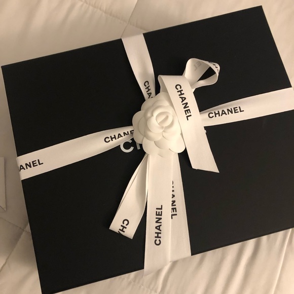 Chanel medium boy bag GHW chevron - Picture 4 of 9